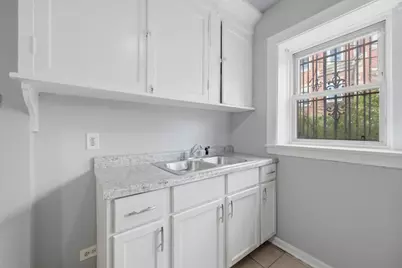 7932 S Kingston Avenue, Chicago, IL 60617 - Photo 27
