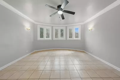 7932 S Kingston Avenue, Chicago, IL 60617 - Photo 23