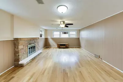 8022 Keeler Avenue, Skokie, IL 60076 - Photo 17