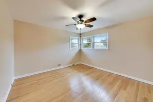 8022 Keeler Ave, Skokie, IL 60076 - Photo 25