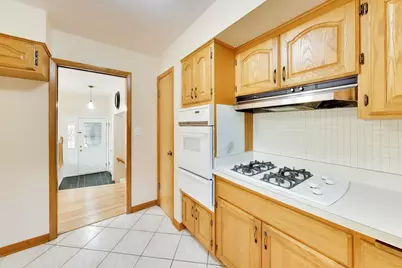 8022 Keeler Avenue, Skokie, IL 60076 - Photo 13