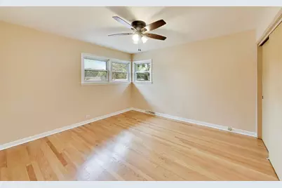 8022 Keeler Avenue, Skokie, IL 60076 - Photo 29