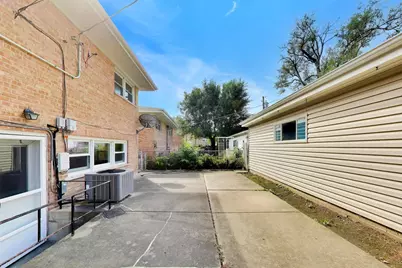 8022 Keeler Avenue, Skokie, IL 60076 - Photo 39