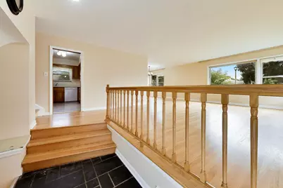 8022 Keeler Avenue, Skokie, IL 60076 - Photo 3