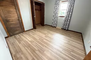 205 W Hoffman St, Irvington, IL 62848 - Photo 13