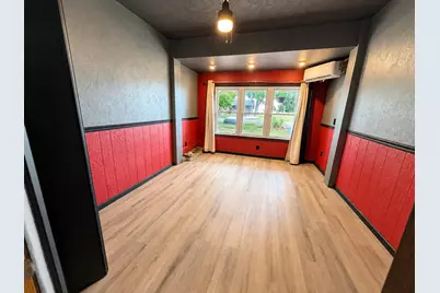 205 W Hoffman Street, Irvington, IL 62848 - Photo 9