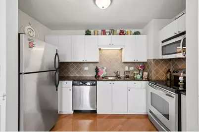 2 E Erie Street #3310, Chicago, IL 60611 - Photo 13