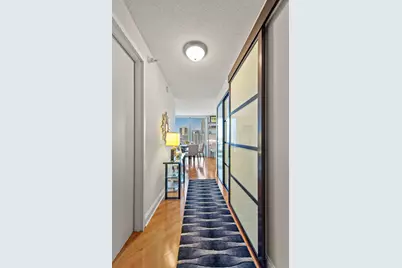 2 E Erie Street #3310, Chicago, IL 60611 - Photo 3