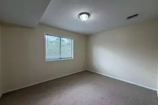 1330 Brook St, Saint Charles, IL 60174 - Photo 9