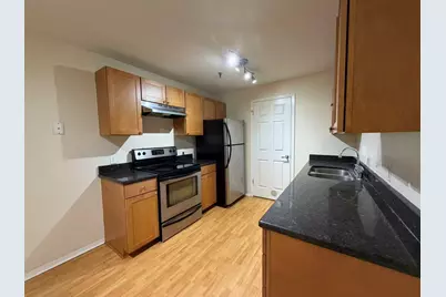 1330 Brook Street #F, Saint Charles, IL 60174 - Photo 5