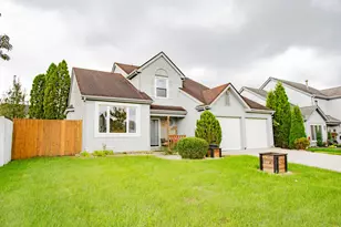 33 Fillmore Ln, Streamwood, IL 60107 - Photo 1