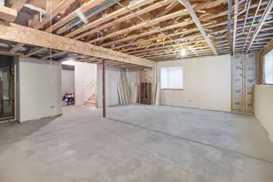 1319 W Crane View Ct, Round Lake, IL 60073 - Photo 19