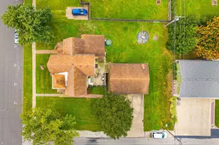 510 E Center St, LeRoy, IL 61752 - Photo 49