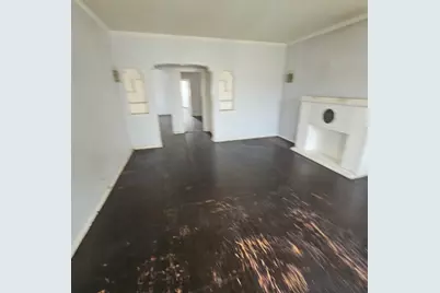 619 E 102nd Place, Chicago, IL 60628 - Photo 5