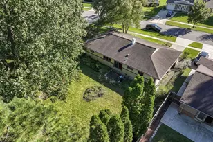 540 Edgewood Ln, Elk Grove Village, IL 60007 - Photo 27