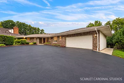 27200 W Lakeview Drive South Drive, Lake Barrington, IL 60084 - Photo 1