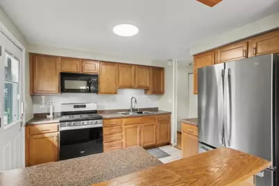 [Address not provided], Schaumburg, IL 60193 - Photo 5
