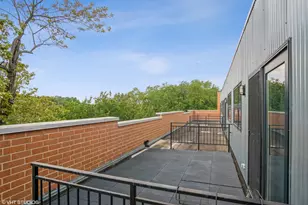 7209 N Oakley Ave, Chicago, IL 60645 - Photo 13