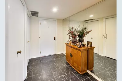 3 The Court Of Harborside Court #208, Northbrook, IL 60062 - Photo 3