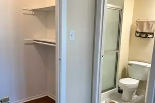 9605 S Komensky Ave, Oak Lawn, IL 60453 - Photo 11