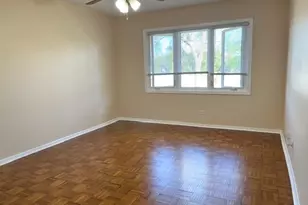 9605 S Komensky Ave, Oak Lawn, IL 60453 - Photo 9