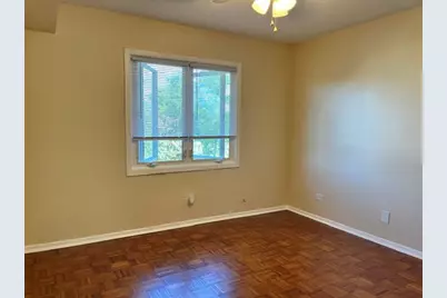 9605 S Komensky Avenue #202, Oak Lawn, IL 60453 - Photo 13