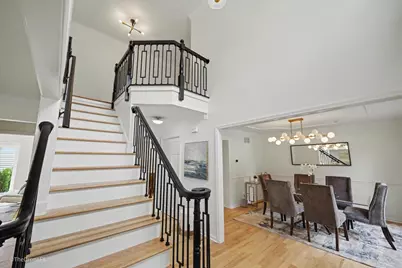 2726 Seiler Drive, Naperville, IL 60565 - Photo 9