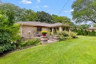 415 Hemlock Ln, Rockford, IL 61107 - Photo 19