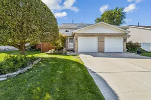 1515 Peachtree Ln, Lockport, IL 60441 - Photo 1