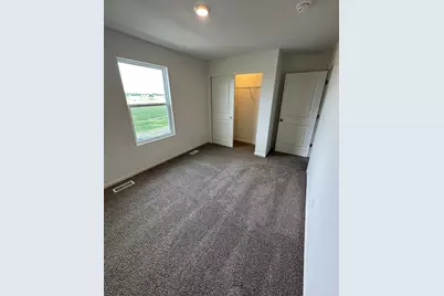 880 Briar Glen Court, Hampshire, IL 60140 - Photo 3