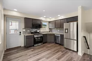 117 Wilson St, Park Forest, IL 60466 - Photo 9