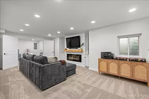 3173 Whitney Rd, Aurora, IL 60502 - Photo 23