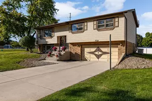 1138 Timber Ln, Darien, IL 60561 - Photo 3