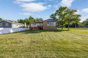 1138 Timber Ln, Darien, IL 60561 - Photo 35