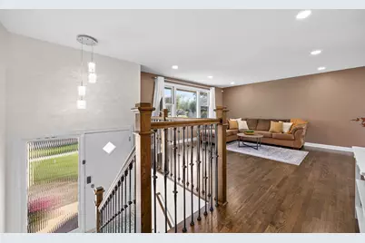 1138 Timber Lane, Darien, IL 60561 - Photo 5