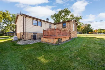 1138 Timber Lane, Darien, IL 60561 - Photo 33