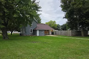 213 S Fremont St, Tampico, IL 61283 - Photo 15
