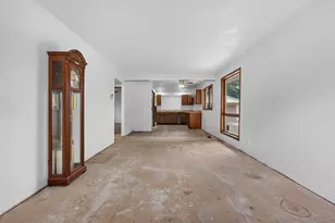 509 North St, Kirkland, IL 60146 - Photo 3