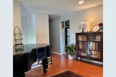 1205 E Ironwood Drive, Mount Prospect, IL 60056 - Photo 15