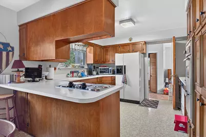 17W342 White Pine Road, Bensenville, IL 60106 - Photo 9