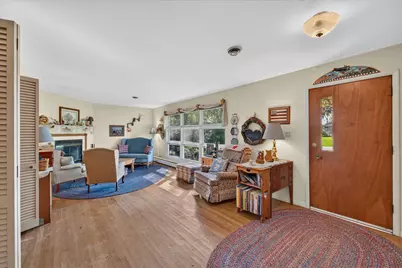 17W342 White Pine Road, Bensenville, IL 60106 - Photo 3