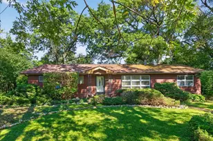 17W342 White Pine Rd, Bensenville, IL 60106 - Photo 1