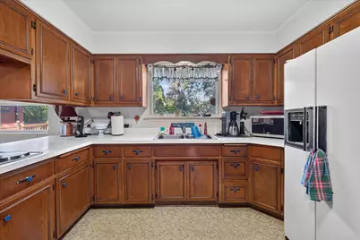 17W342 White Pine Road, Bensenville, IL 60106 - Photo 13