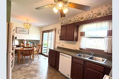 510 Dunbar Street, Beecher, IL 60401 - Photo 7