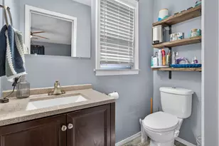 1121 N State St, Bloomington, IL 61701 - Photo 19