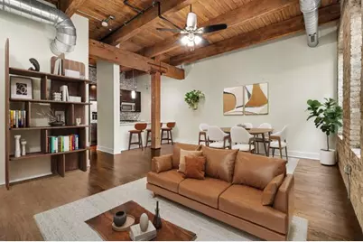 1800 W Grace Street #204, Chicago, IL 60613 - Photo 3