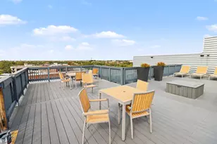 1800 W Grace St, Chicago, IL 60613 - Photo 9