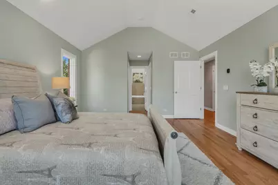 5153 Farwell Avenue, Skokie, IL 60077 - Photo 55