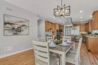 5153 Farwell Avenue, Skokie, IL 60077 - Photo 17