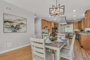 5153 Farwell Ave, Skokie, IL 60077 - Photo 17